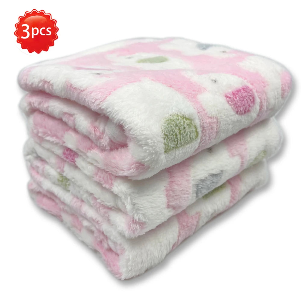 Soft Pet Dog Blanket Winter Coral Fleece Blanket Comfortable Cat Dog Bed Sheet Sofa Blanket Warm Sleeping Blanket Pet Supplies