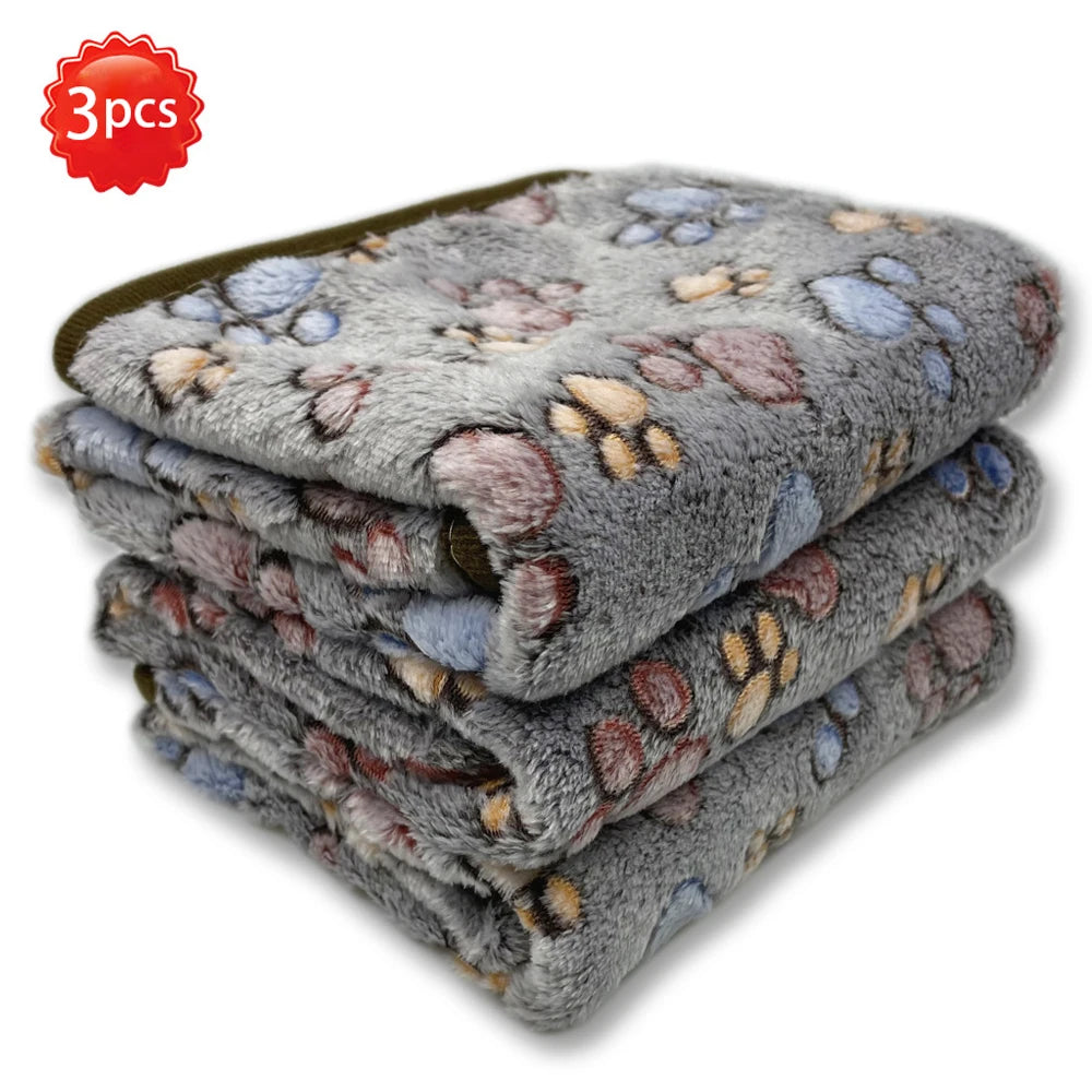 Soft Pet Dog Blanket Winter Coral Fleece Blanket Comfortable Cat Dog Bed Sheet Sofa Blanket Warm Sleeping Blanket Pet Supplies