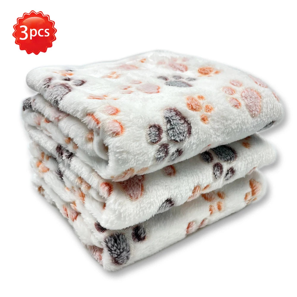Soft Pet Dog Blanket Winter Coral Fleece Blanket Comfortable Cat Dog Bed Sheet Sofa Blanket Warm Sleeping Blanket Pet Supplies