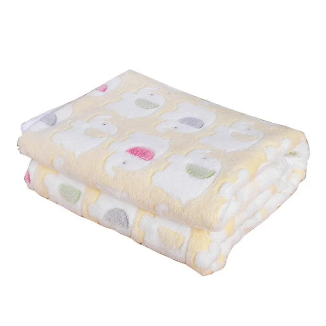 Coral Fleece Pet Blanket Warm Paw Print Dog Cat Bed Mat Soft Reversible Sleeping Pad Four Seasons Sofa Cover Small Medium Pets