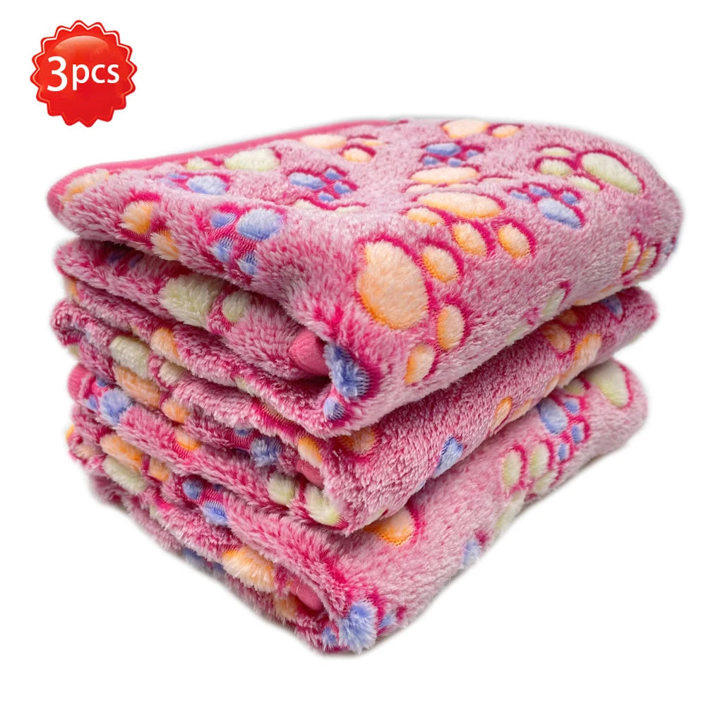 Soft Pet Dog Blanket Winter Coral Fleece Blanket Comfortable Cat Dog Bed Sheet Sofa Blanket Warm Sleeping Blanket Pet Supplies