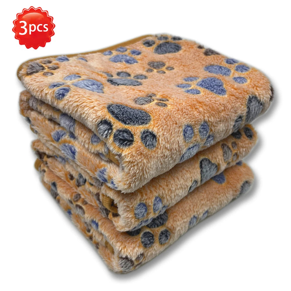 Soft Pet Dog Blanket Winter Coral Fleece Blanket Comfortable Cat Dog Bed Sheet Sofa Blanket Warm Sleeping Blanket Pet Supplies